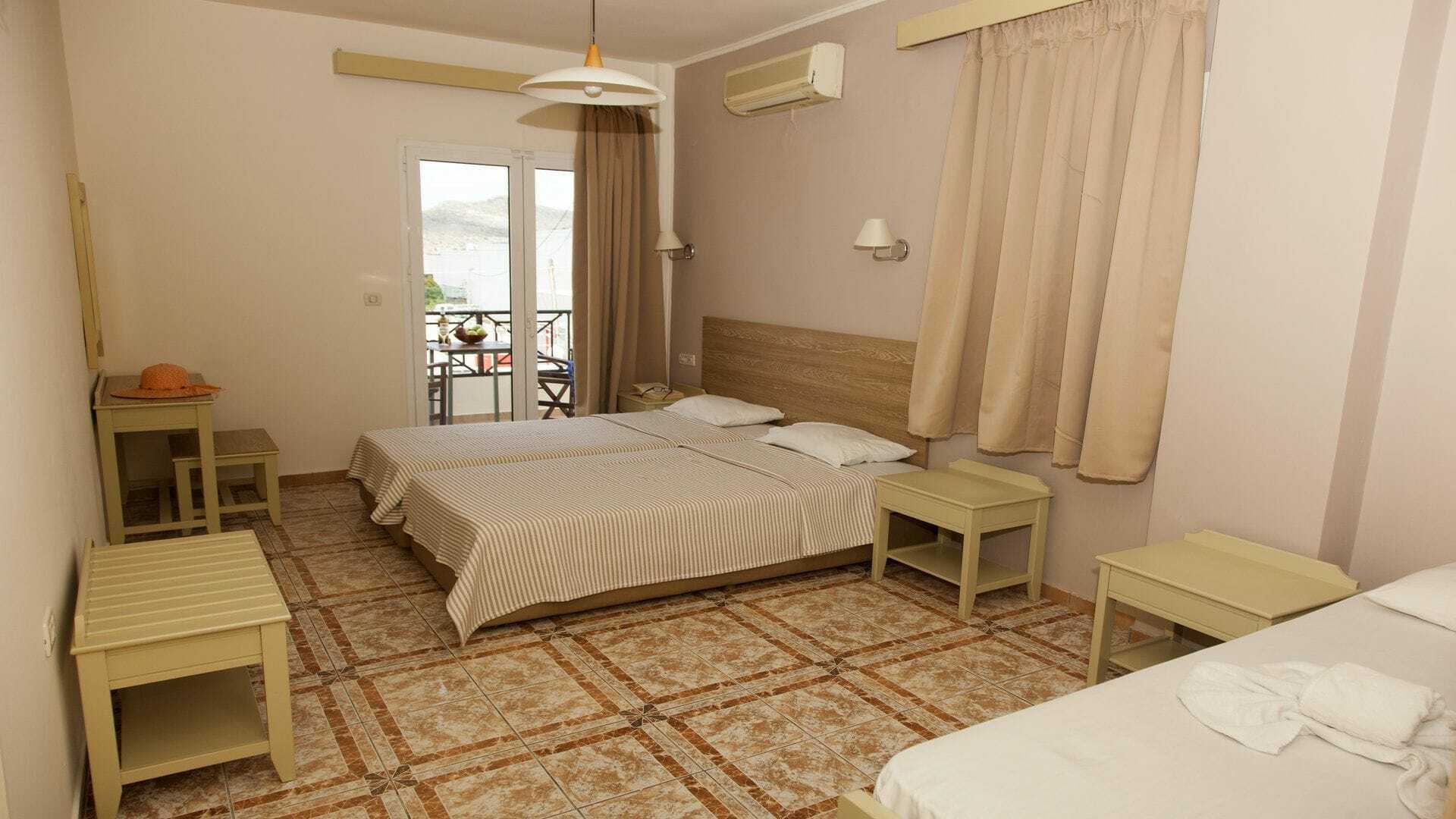 Mithos Apartments Agia Marina  Exterior photo